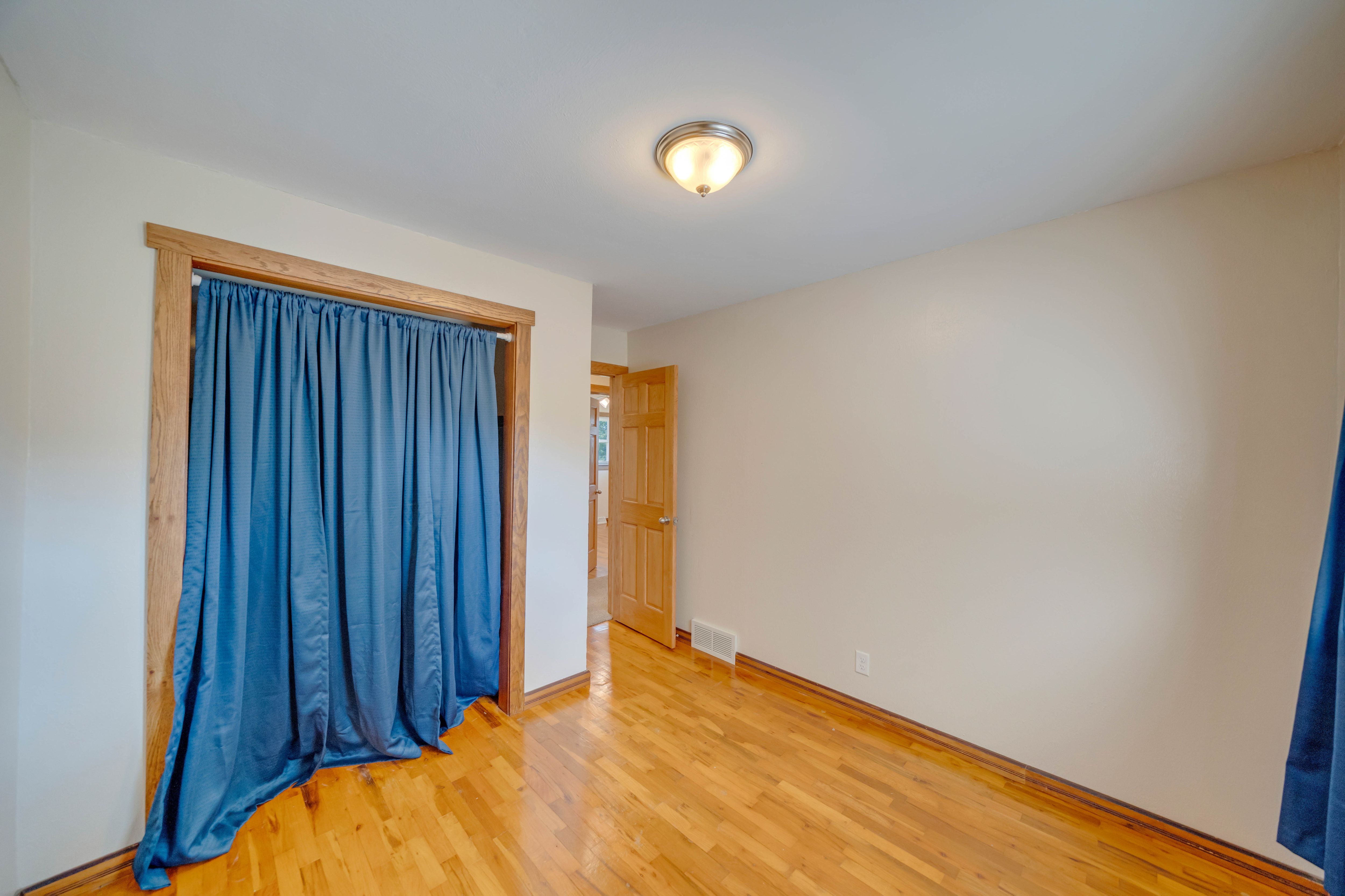 Listing Photo: 320 Burlington Ave, Martensdale, IA 50160 (23 of 34)